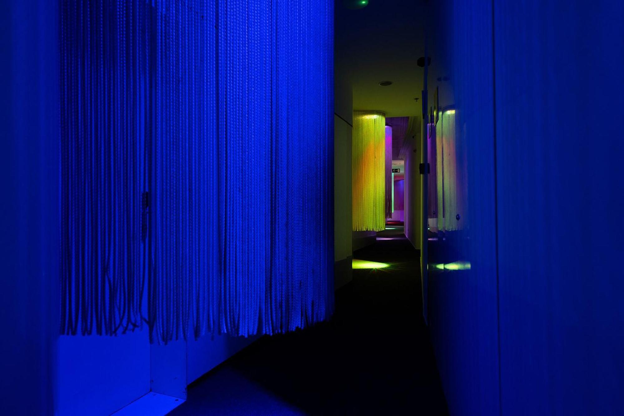 Chic & Basic Born Boutique Hotel Барселона Экстерьер фото